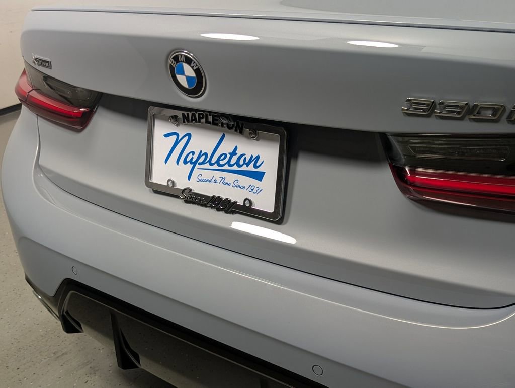 Used 2026 BMW 330i xDrive Sedan AWD/4WD image 8