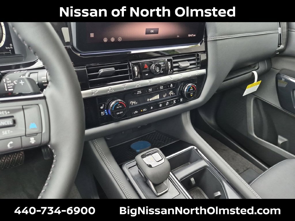 New 2026 Nissan Pathfinder Platinum AWD/4WD image 15