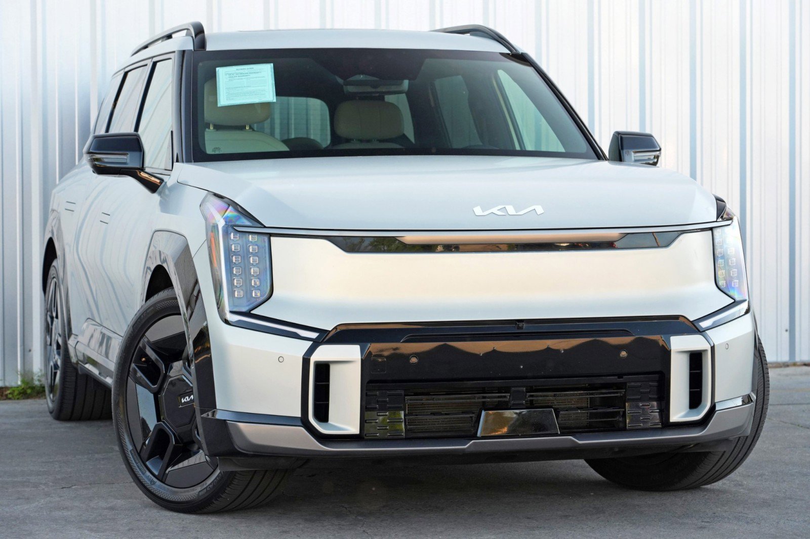 Used 2024 Kia EV9 GT-Line image 4