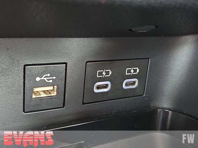 Used 2025 Toyota Camry LE FWD image 10