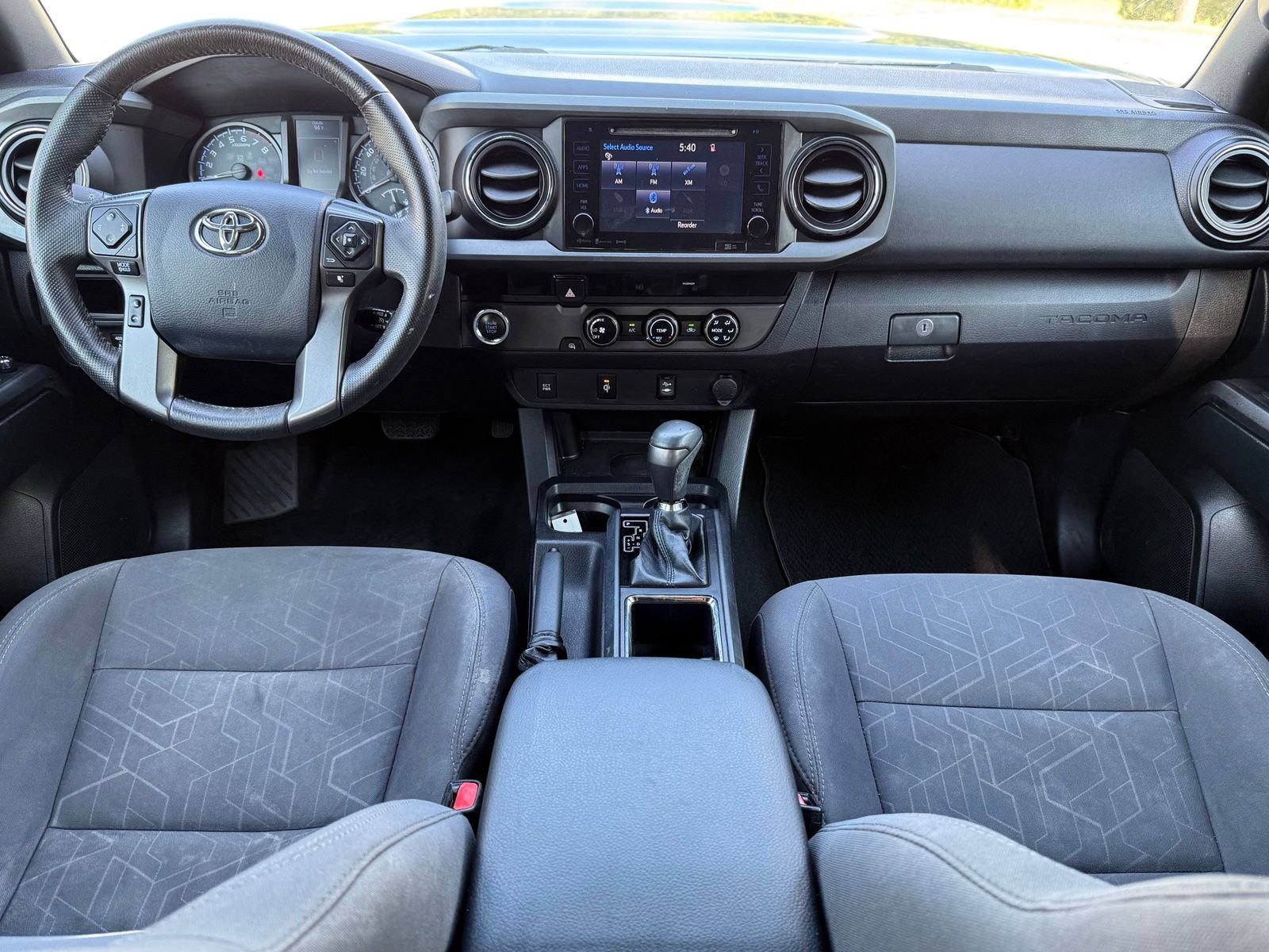 Used 2017 Toyota Tacoma TRD Sport w/ Tow Package RWD image 23
