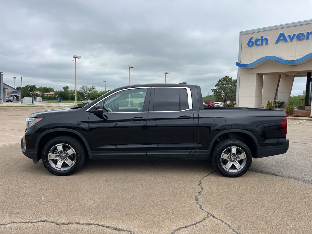 Certified 2025 Honda Ridgeline RTL image 2