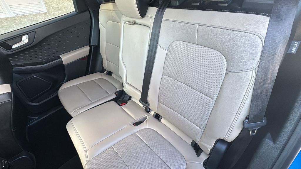 Certified 2020 Ford Escape Titanium image 23