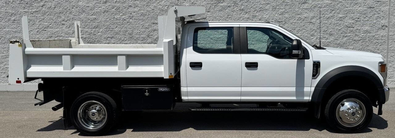 Used 2022 Ford F550 4x4 Crew Cab Super Duty w/ Power Equipment Group image 2