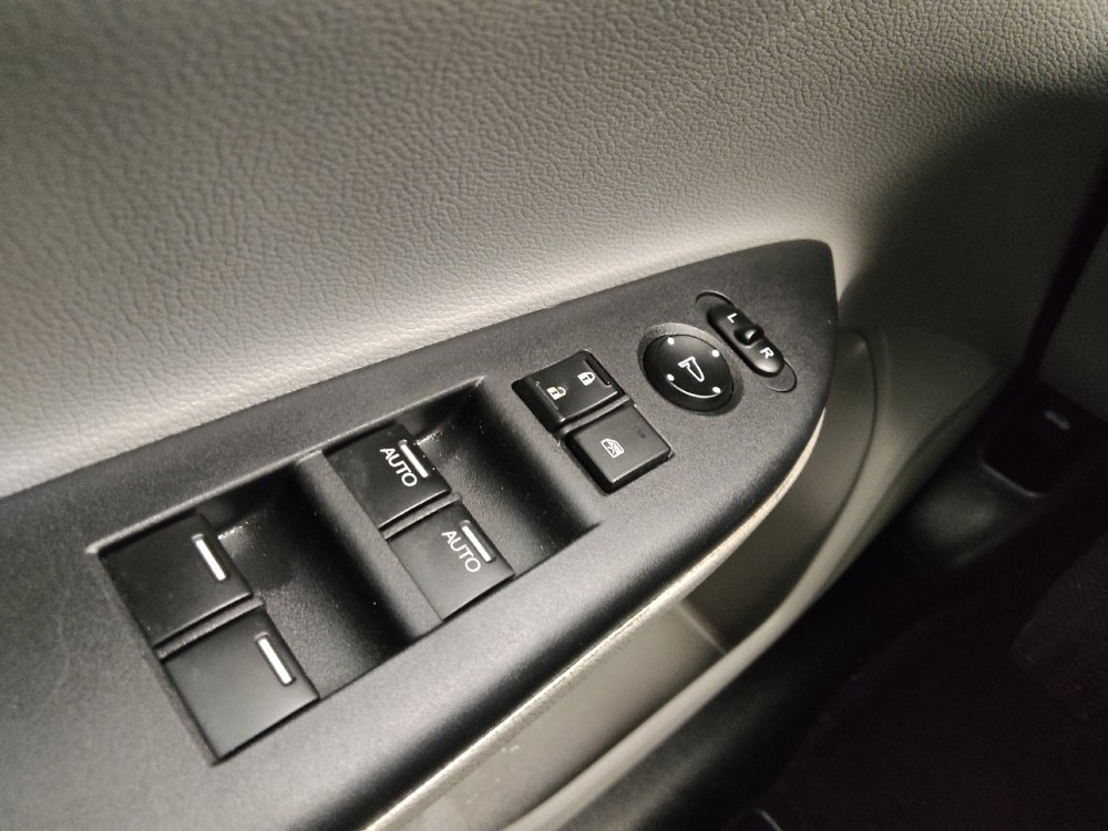 Used 2017 Honda Accord EX image 27