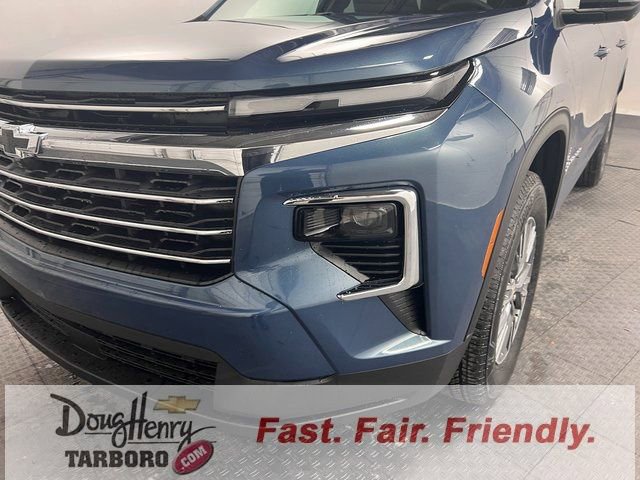 New 2026 Chevrolet Traverse LT w/ Driver Confidence Package FWD image 11