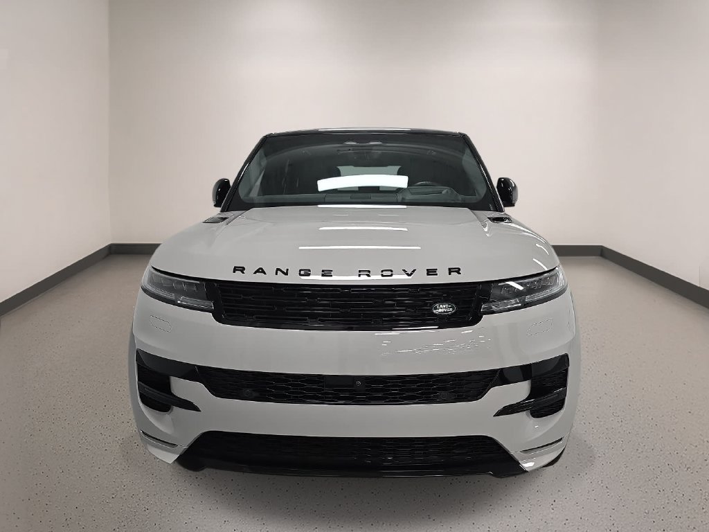 Used 2025 Land Rover Range Rover Sport Dynamic SE AWD/4WD image 9