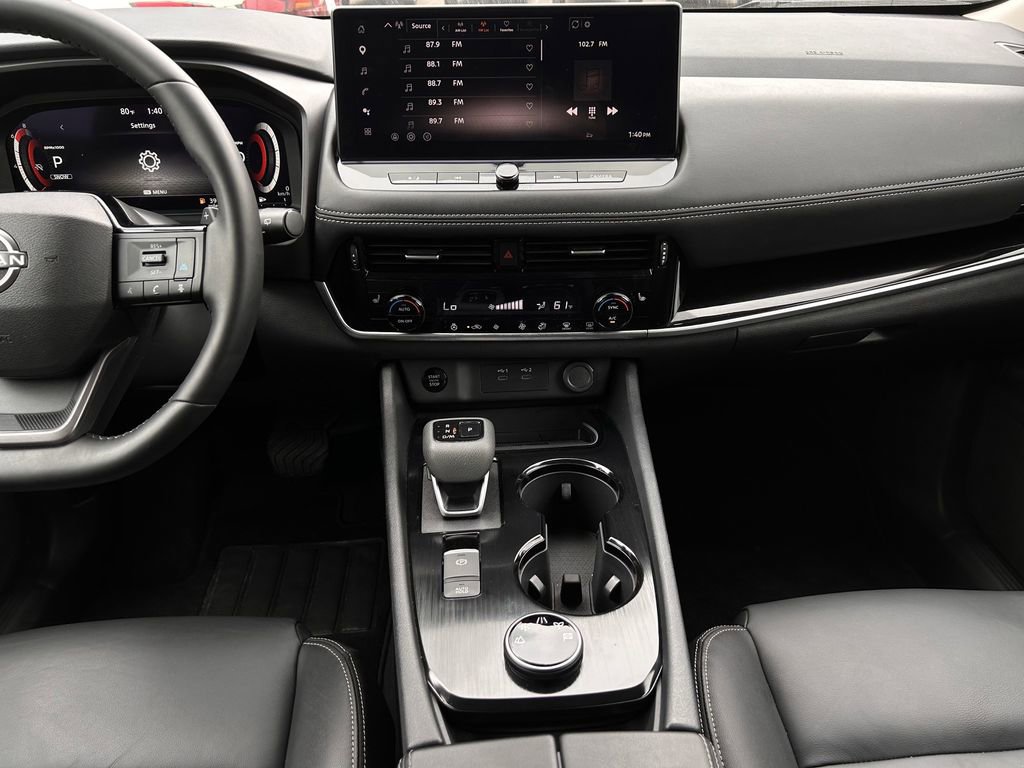 Used 2026 Nissan Rogue SL AWD/4WD image 17