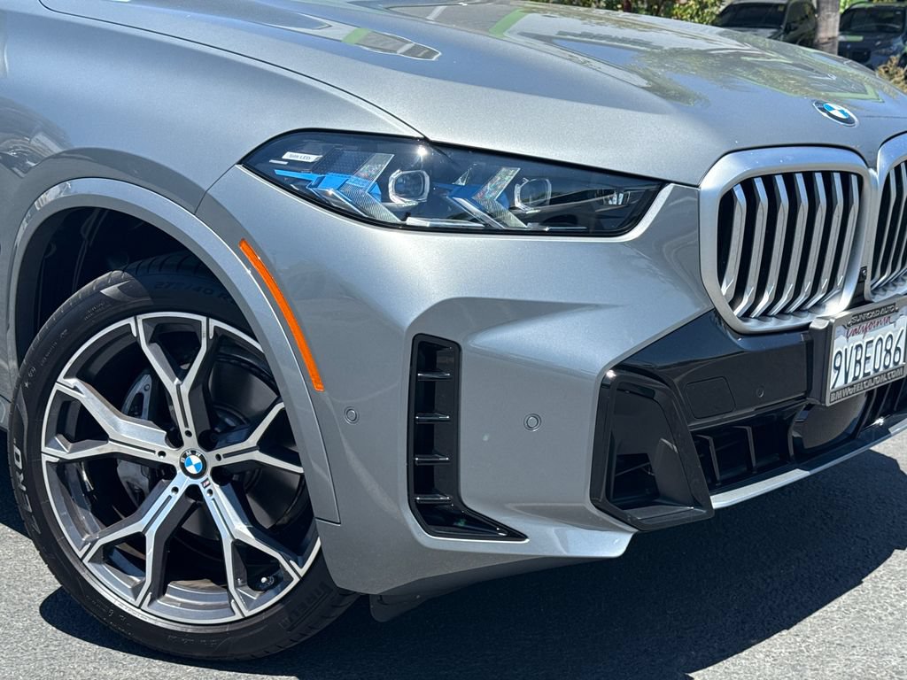 Used 2026 BMW X5 sDrive40i w/ M Sport Package RWD image 6