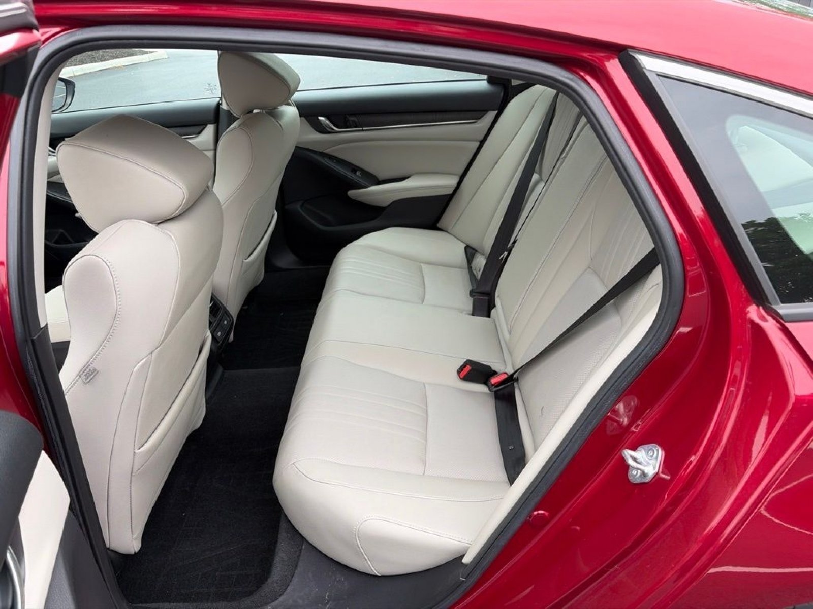 Used 2021 Honda Accord Touring image 24