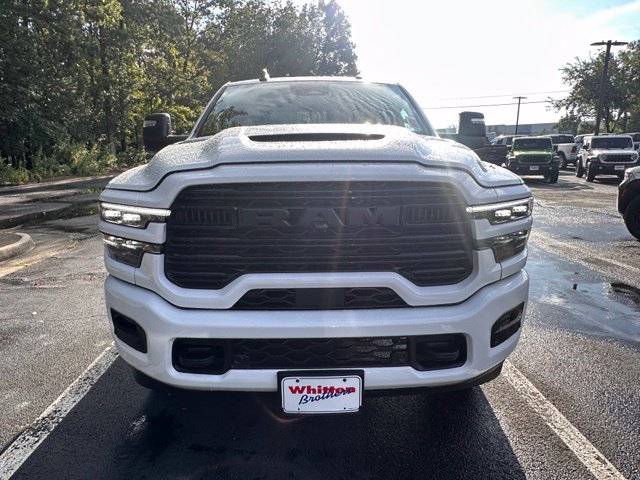 New 2026 RAM 2500 Laramie AWD/4WD image 9