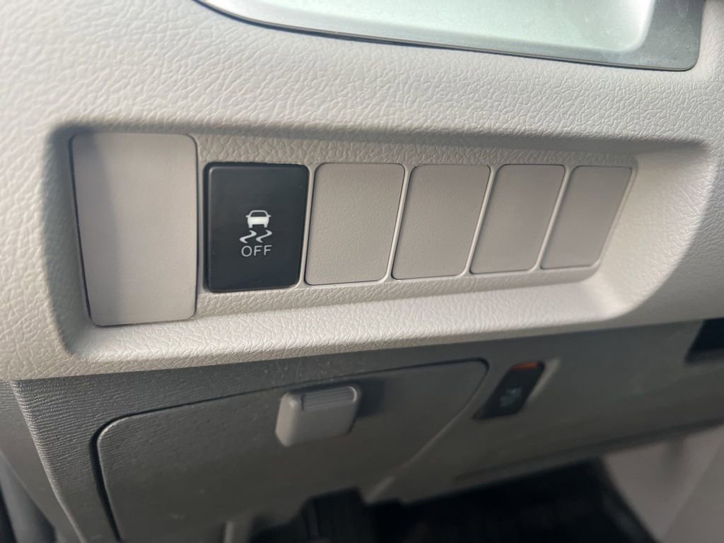 Used 2019 Toyota Sienna LE image 46