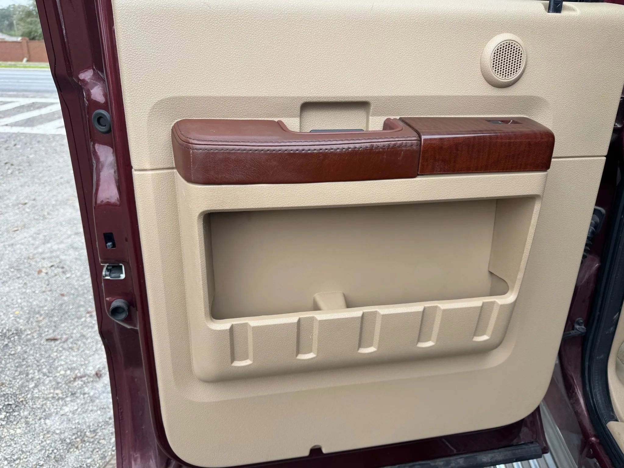 Used 2012 Ford F250 King Ranch image 24