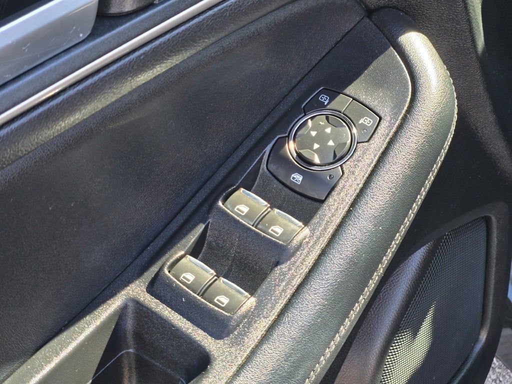 Used 2022 Ford Edge SEL w/ Convenience Package image 20