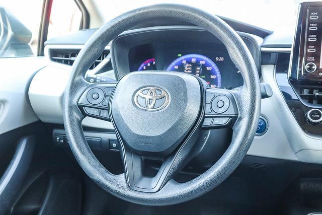 Used 2021 Toyota Corolla LE FWD image 17
