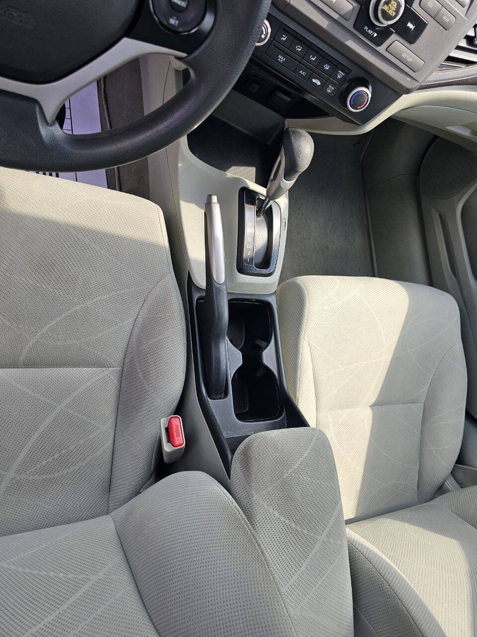 Used 2012 Honda Civic LX image 18