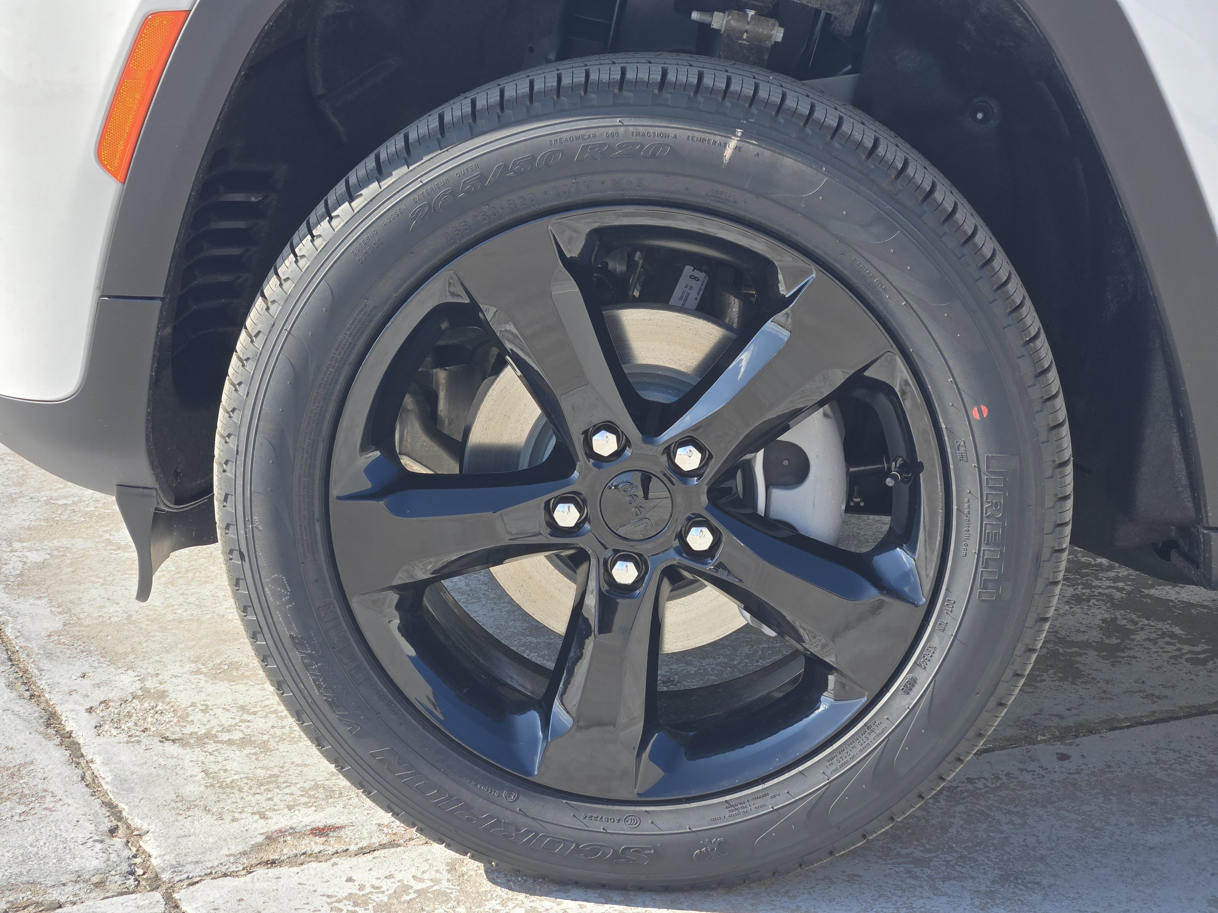 New 2026 Jeep Grand Cherokee Limited image 10