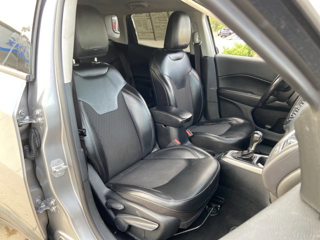Used 2019 Jeep Compass Latitude image 7