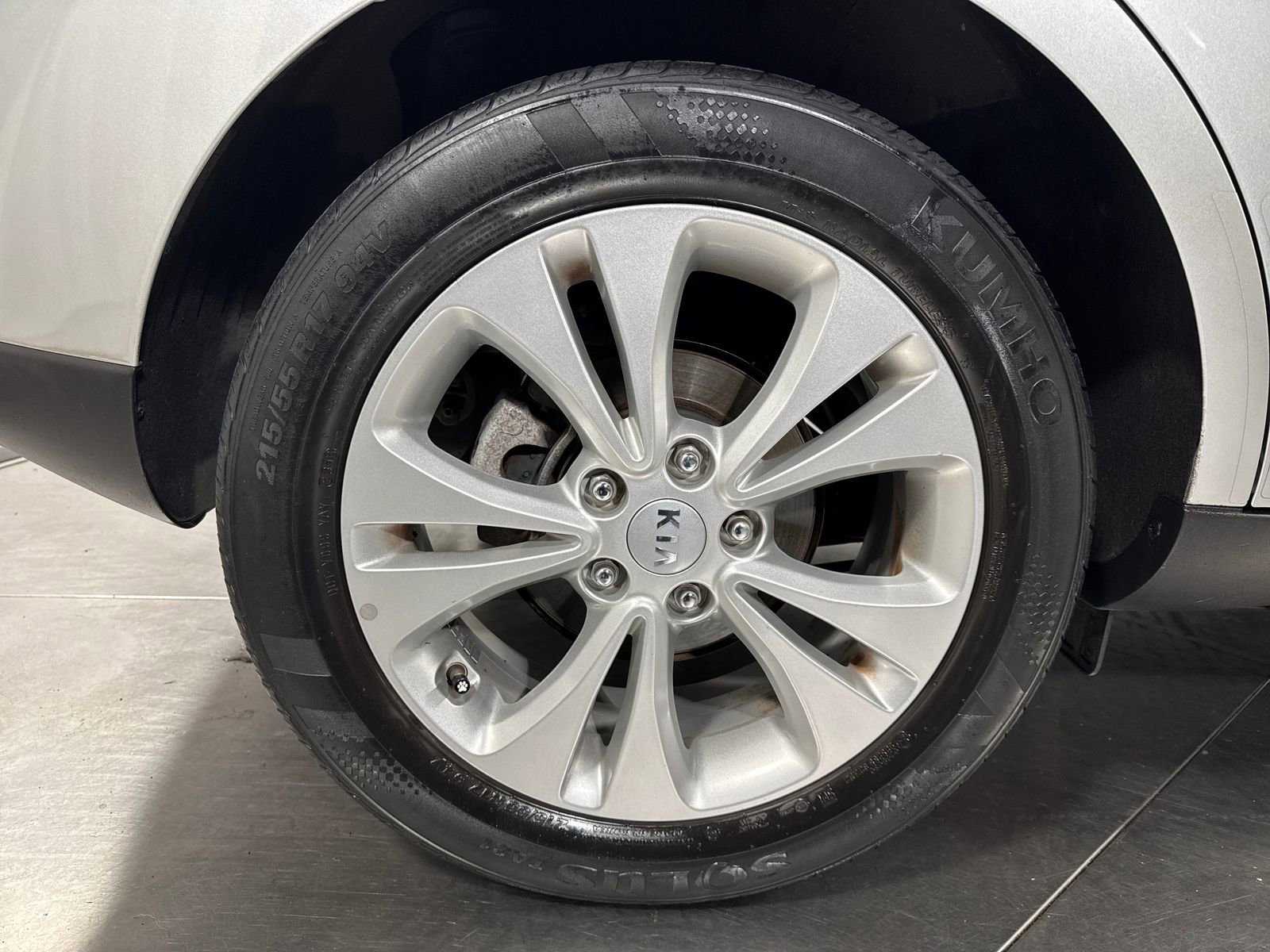 Used 2016 Kia Soul + w/ Audio Package FWD image 13