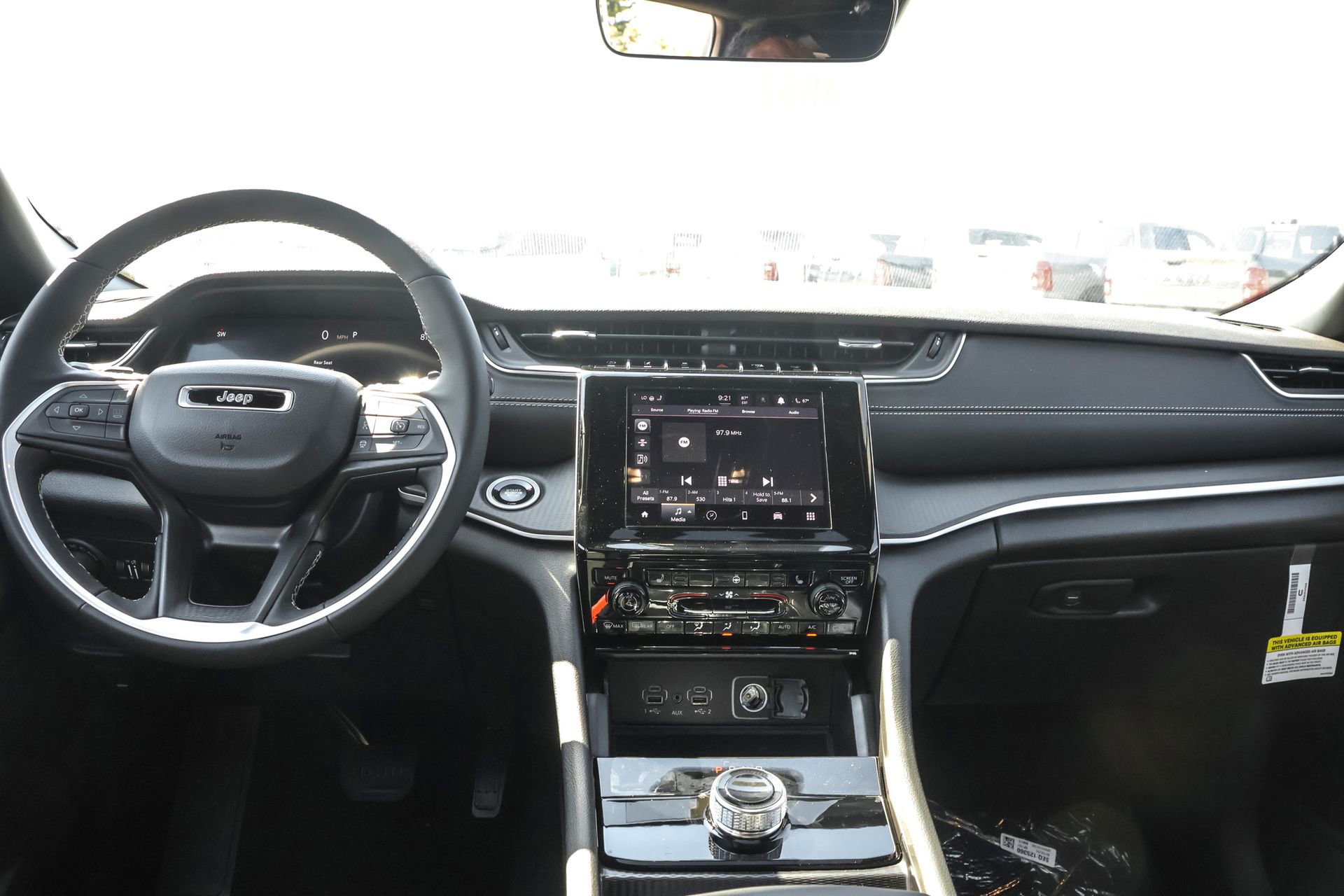 New 2025 Jeep Grand Cherokee Altitude image 16