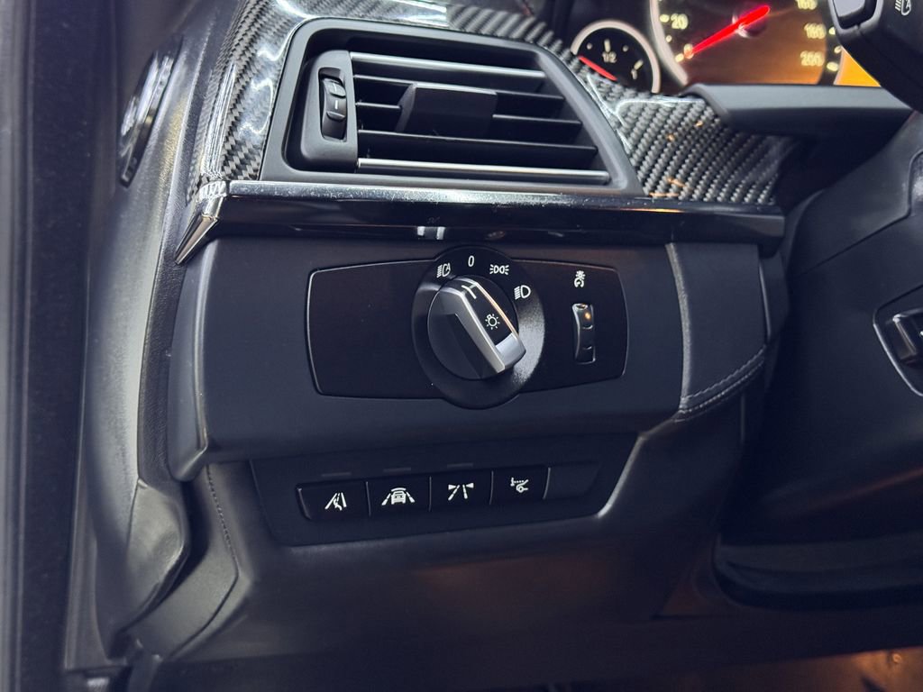 Used 2014 BMW M6 Gran Coupe RWD image 34