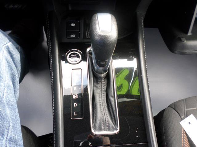 Used 2021 Nissan Kicks SR image 31