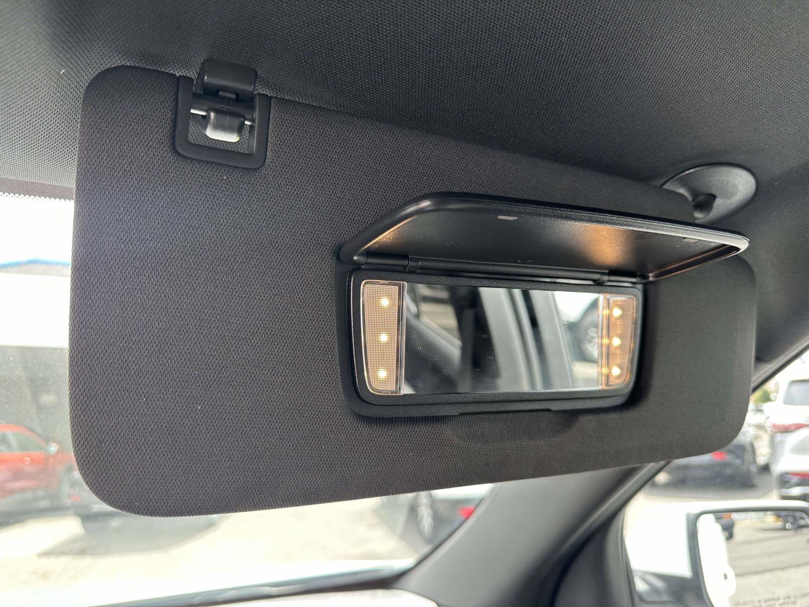 Used 2023 Chevrolet Traverse LT AWD/4WD image 35