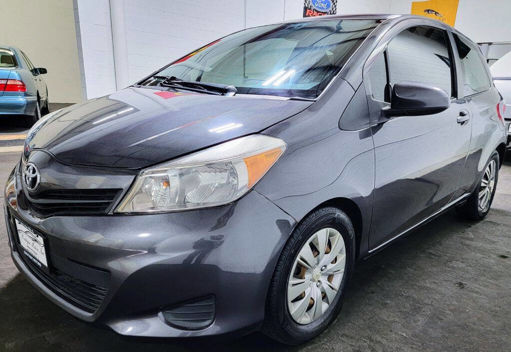 Used 2014 Toyota Yaris L image 6