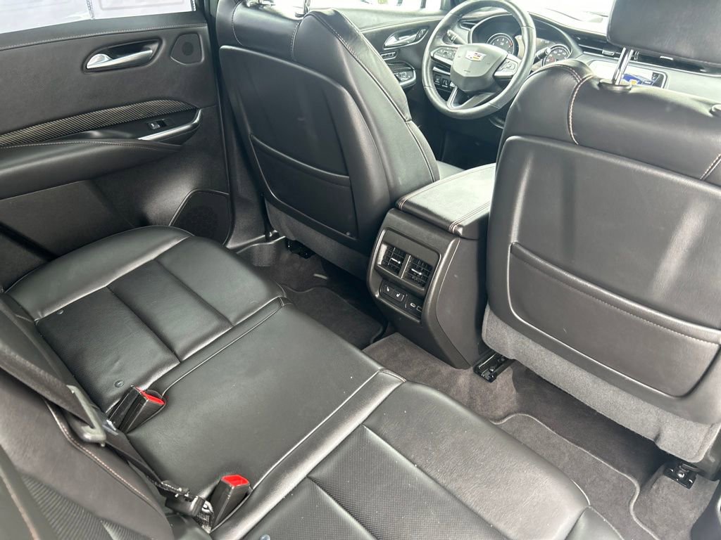 Used 2022 Cadillac XT4 Sport image 15