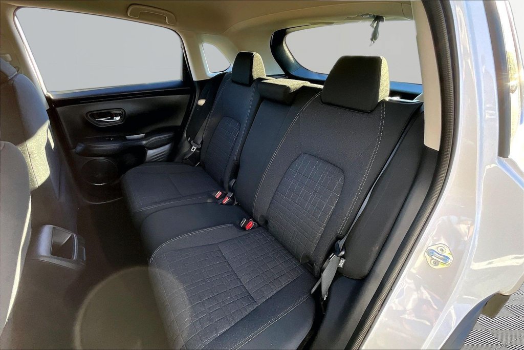 Used 2024 Honda HR-V LX image 18