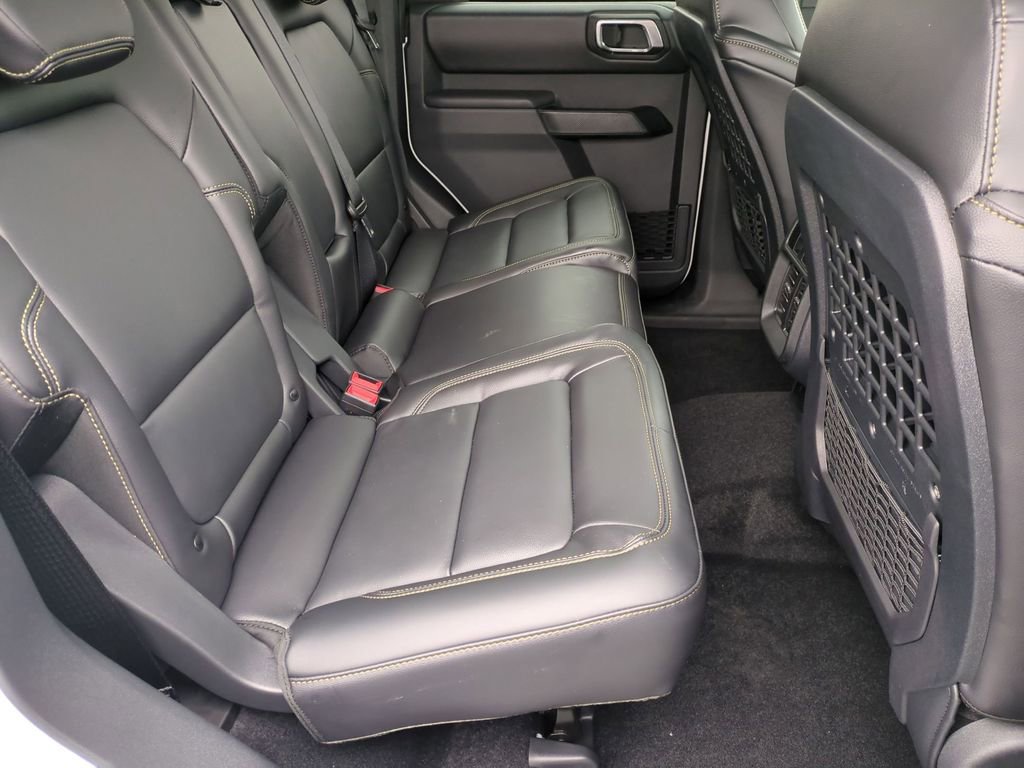 New 2026 Ford Bronco Badlands image 25