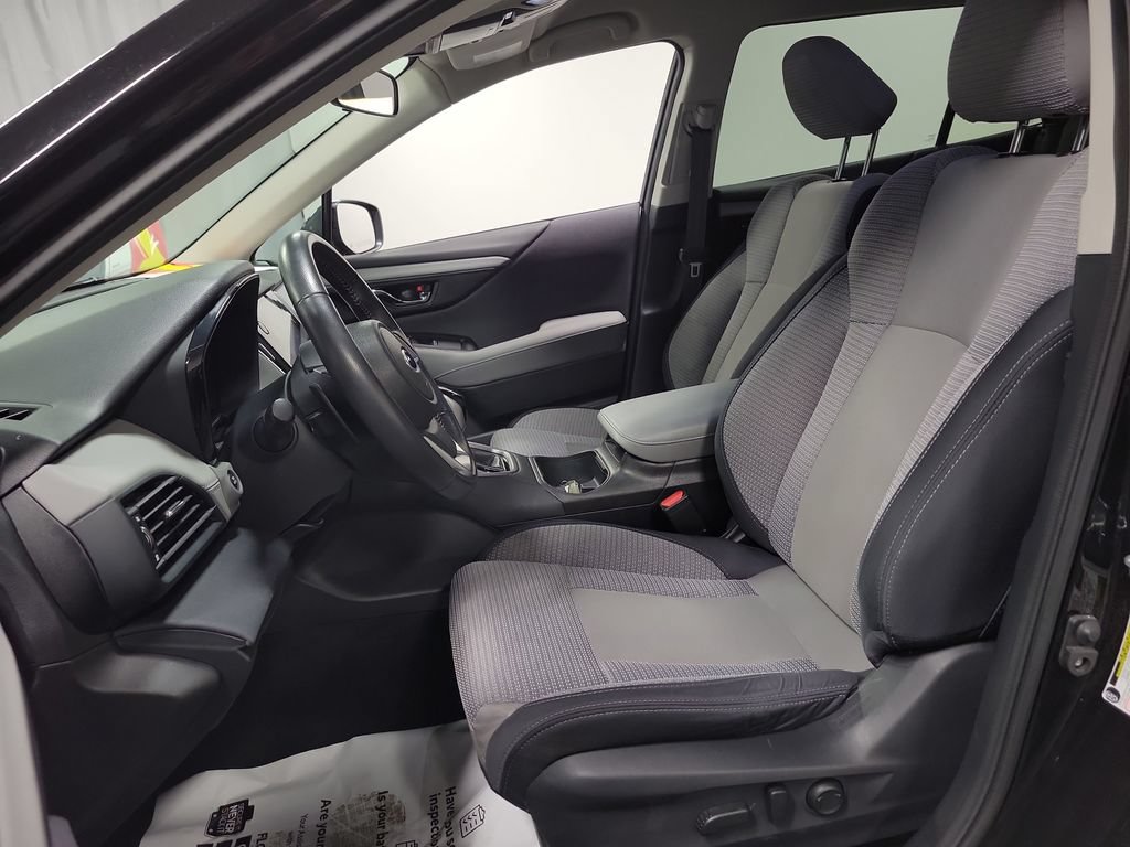 Used 2024 Subaru Outback Premium AWD/4WD image 13