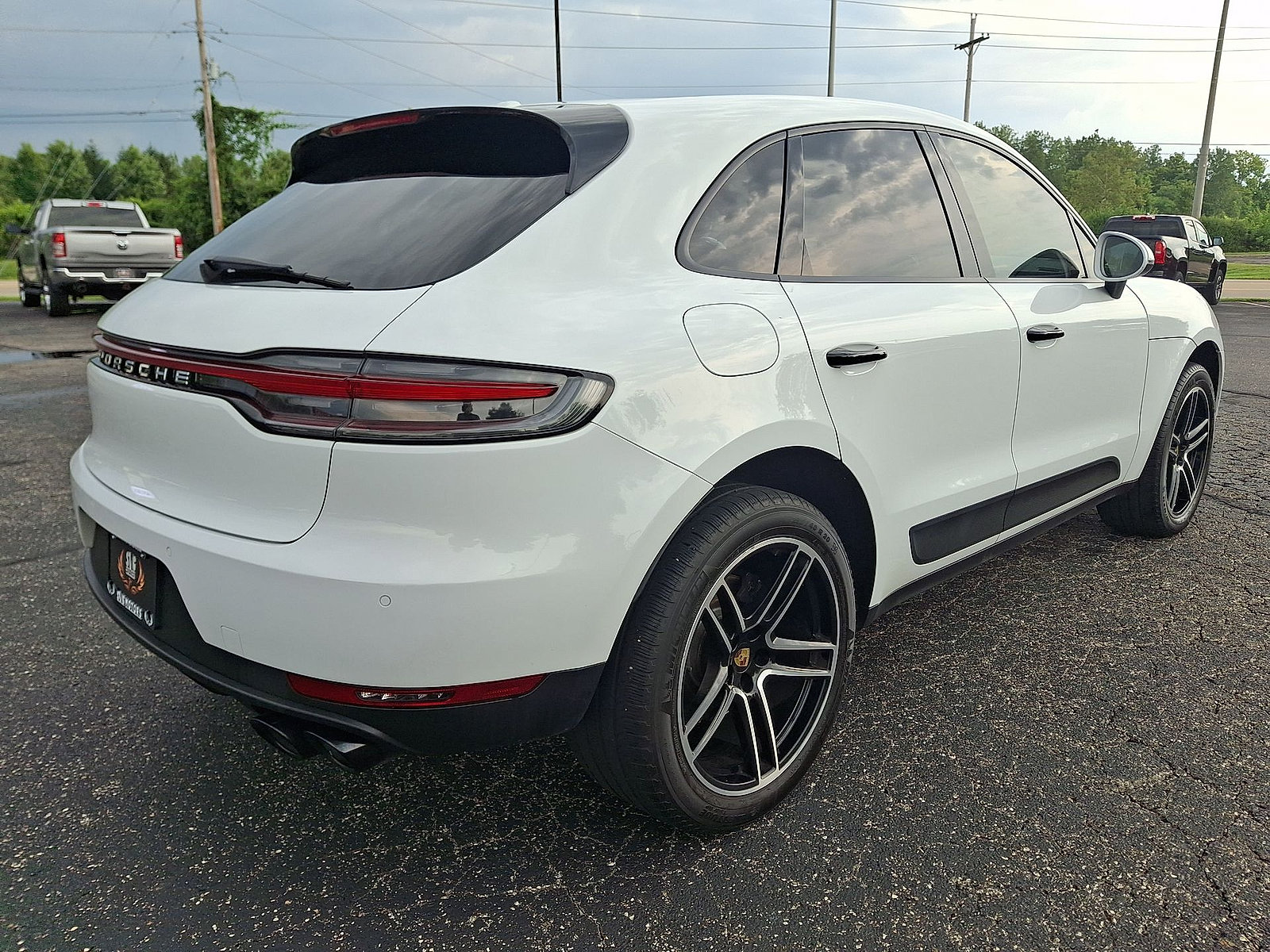 Used 2019 Porsche Macan AWD/4WD image 25