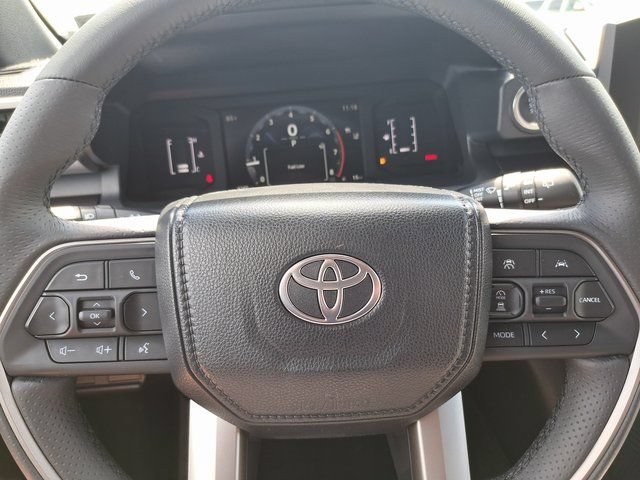 Used 2026 Toyota 4Runner SR5 AWD/4WD image 15