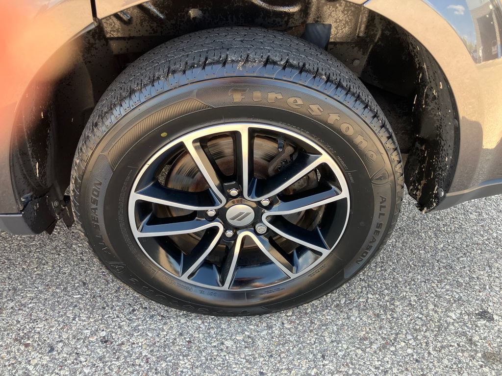 Used 2018 Dodge Journey SXT w/ Blacktop Package FWD image 21