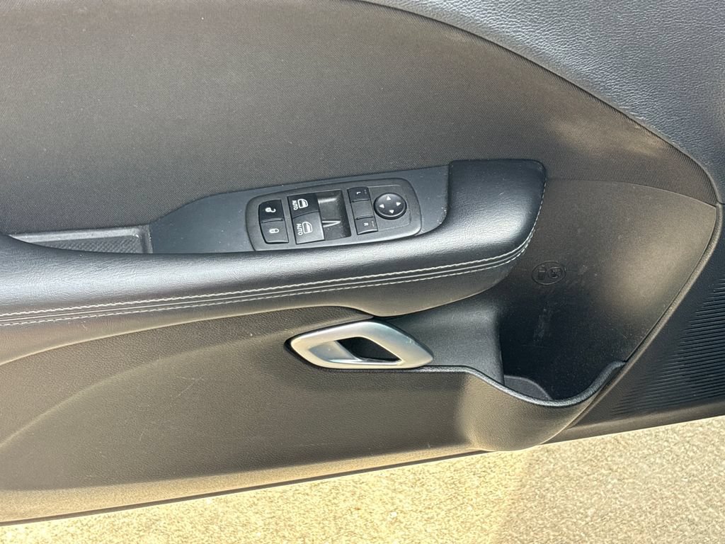 Used 2022 Dodge Challenger GT RWD image 17