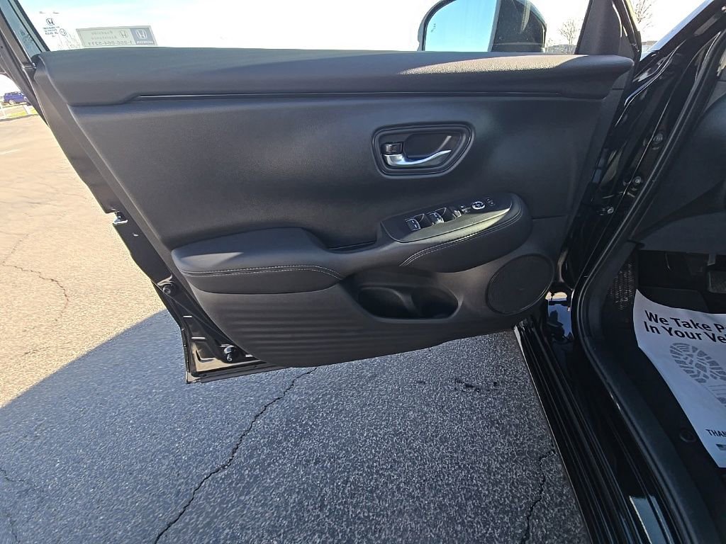 Certified 2026 Honda HR-V EX-L image 12