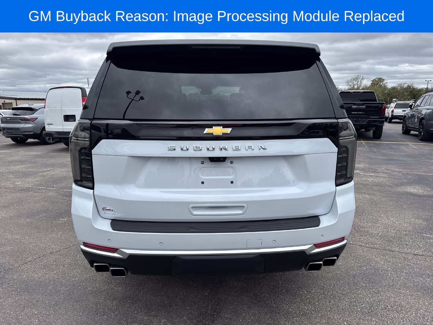 Used 2026 Chevrolet Suburban High Country AWD/4WD image 4