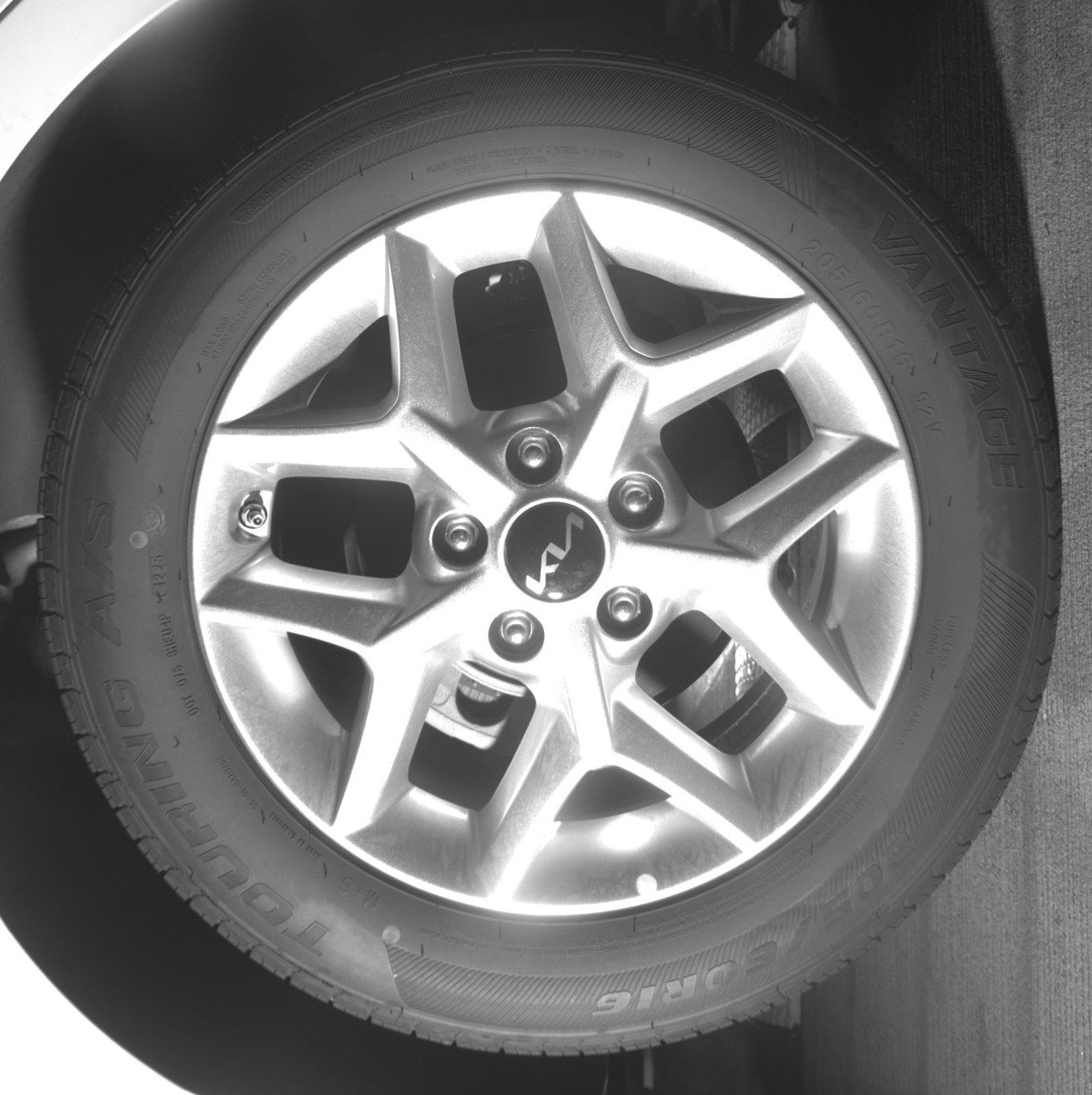 Used 2025 Kia Soul LX w/ LX Technology Package FWD image 15