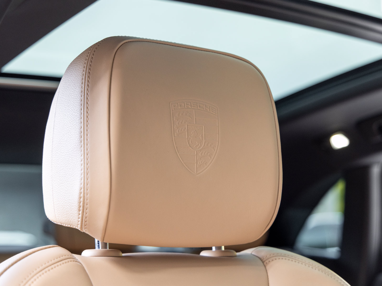 Certified 2021 Porsche Macan AWD/4WD image 69
