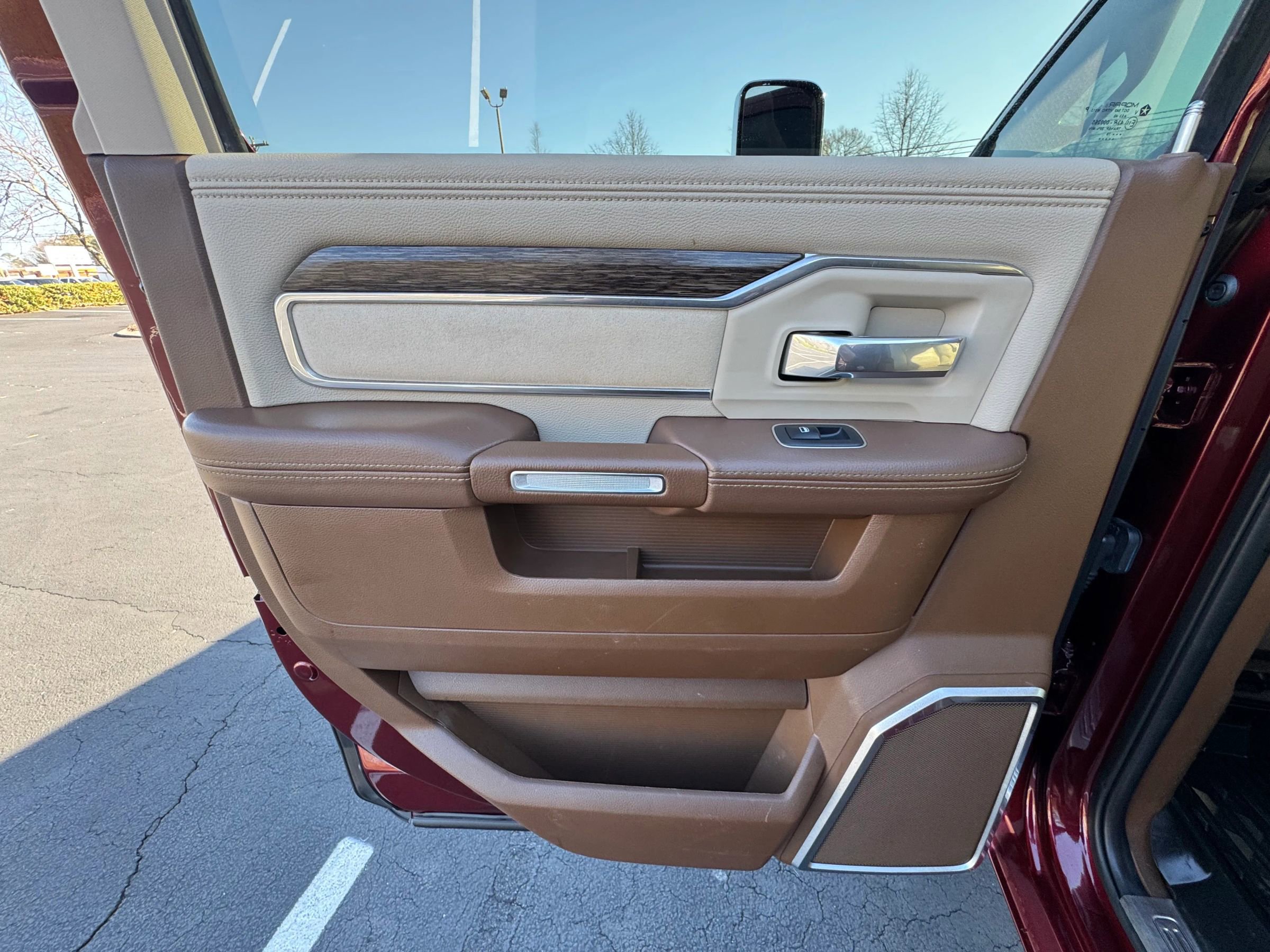 Used 2019 RAM 3500 Laramie image 18