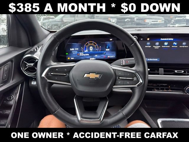 Used 2025 Chevrolet Equinox LT FWD image 29