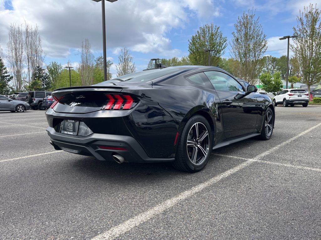 Used 2025 Ford Mustang Premium RWD image 6
