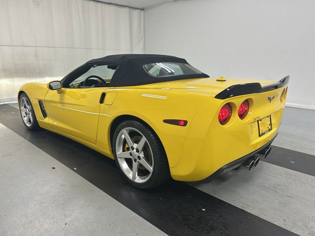 Used 2005 Chevrolet Corvette Convertible w/ Preferred Equipment Group RWD image 7