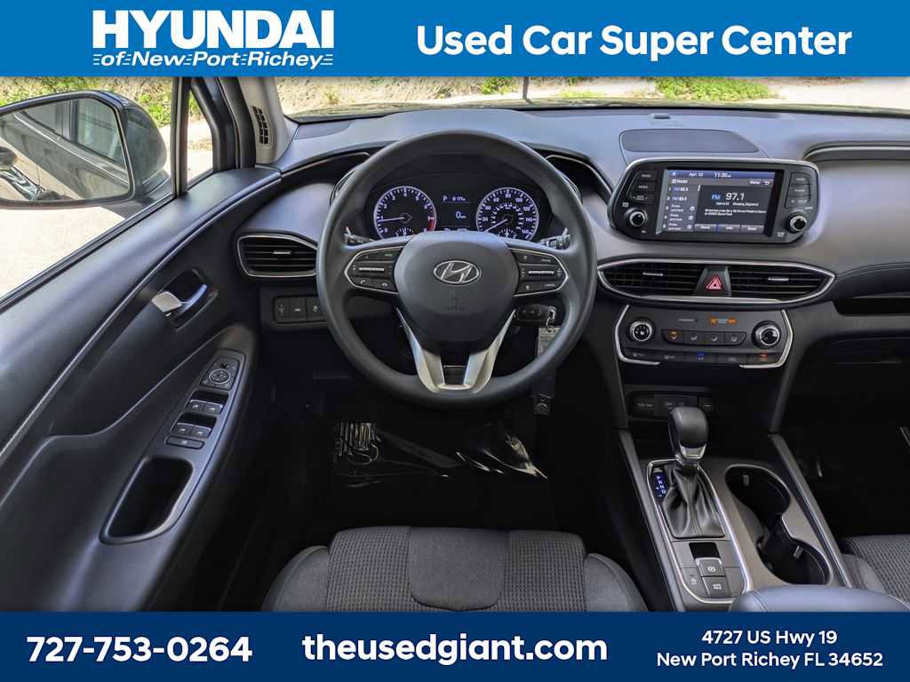 Used 2020 Hyundai Santa Fe SE image 18