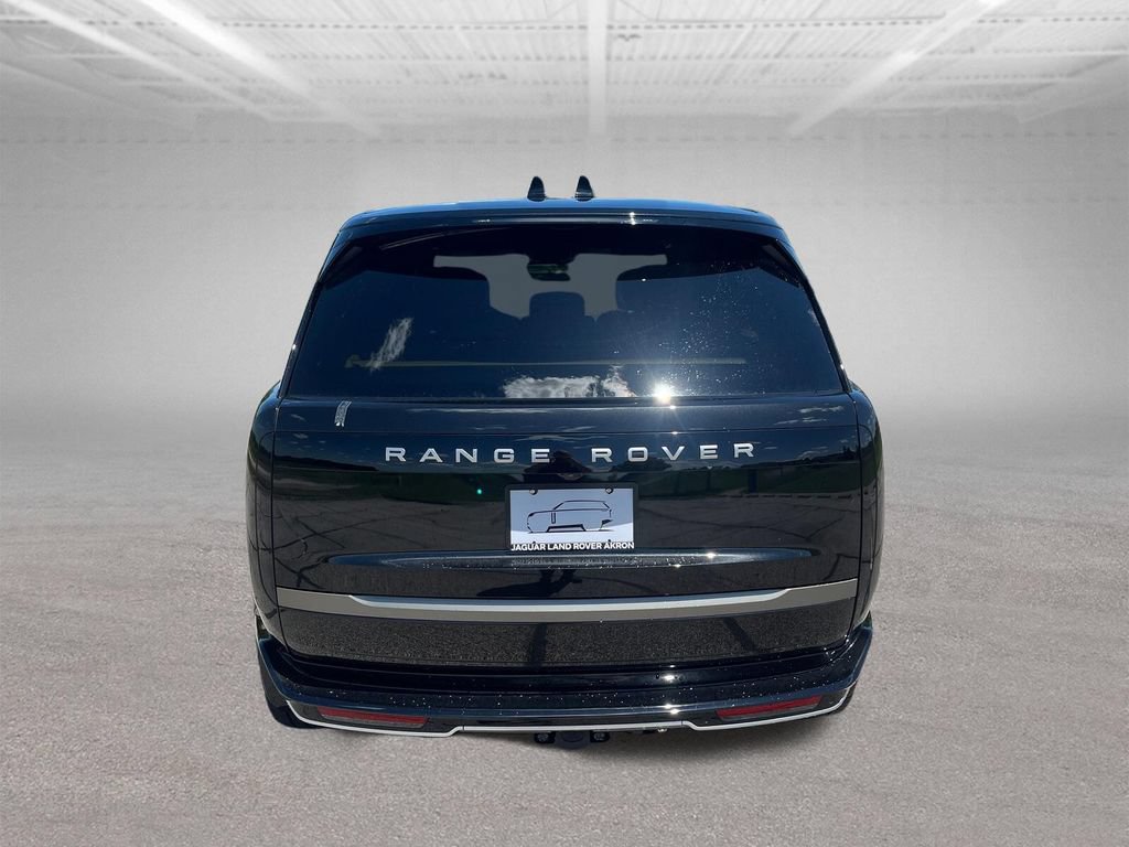 New 2026 Land Rover Range Rover Long Wheelbase SE AWD/4WD image 4