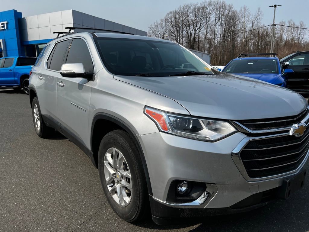Used 2021 Chevrolet Traverse LT w/ LPO, Cargo Package image 23