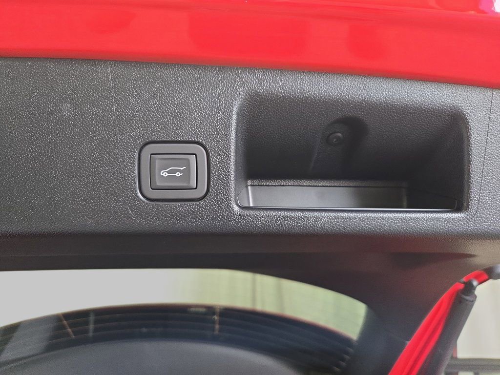 New 2025 Chevrolet Equinox EV RS w/ Convenience Package II FWD image 15