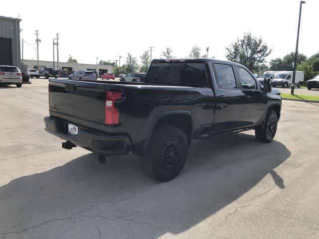 Used 2021 Chevrolet Silverado 2500 LTZ w/ LTZ Plus Package AWD/4WD image 6