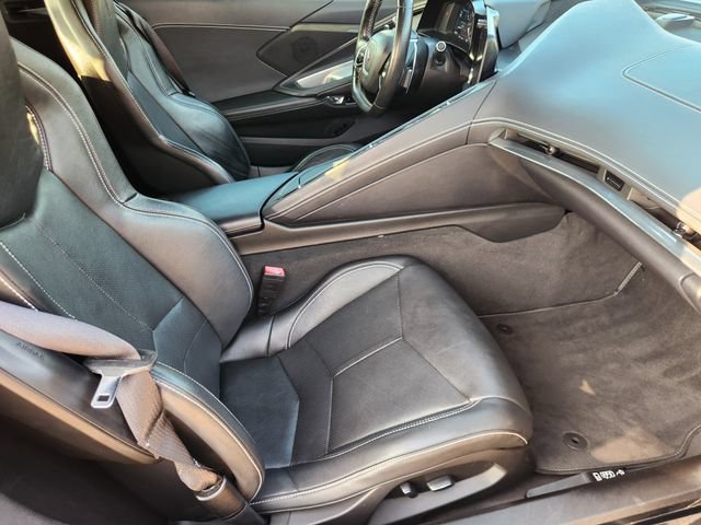 Used 2020 Chevrolet Corvette Stingray Coupe w/ 1LT RWD image 14